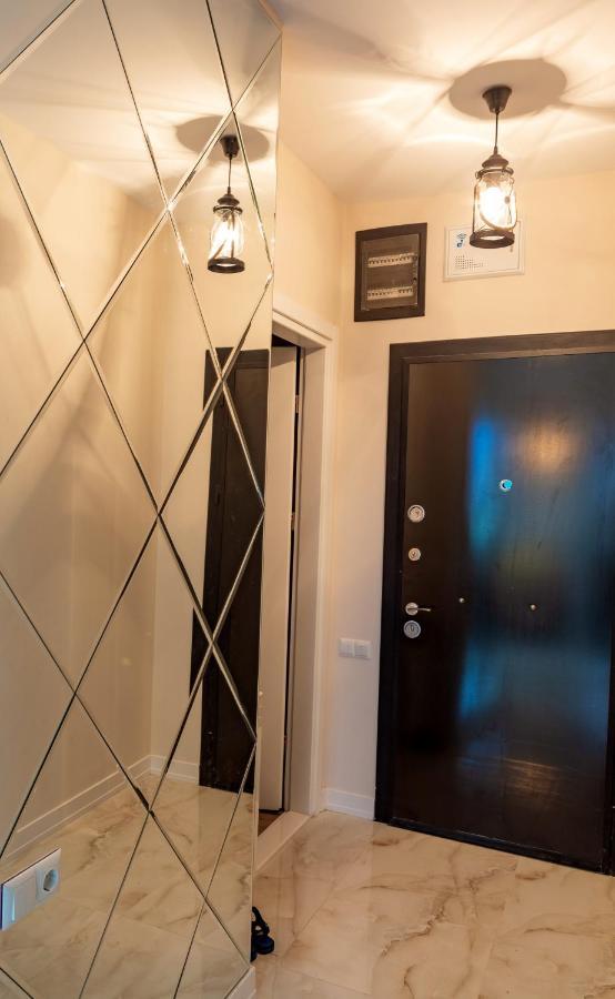 Entire Flat With City Skyline View - Two Bedrooms Batumi Bagian luar foto